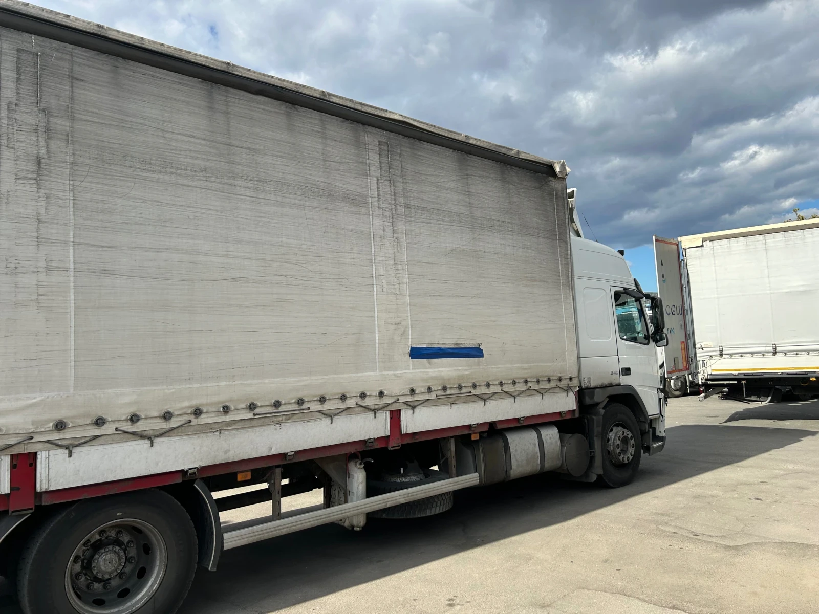 Volvo Fm, снимка 7 - Камиони - 56104736