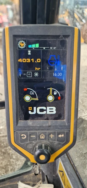 Багер JCB JS220, снимка 3