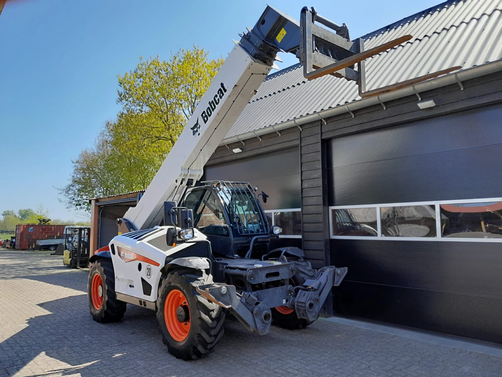 ������������ �������� Bobcat T 40.180 SLP + 3 ����� ������ | Mobile.bg � ����������� 12