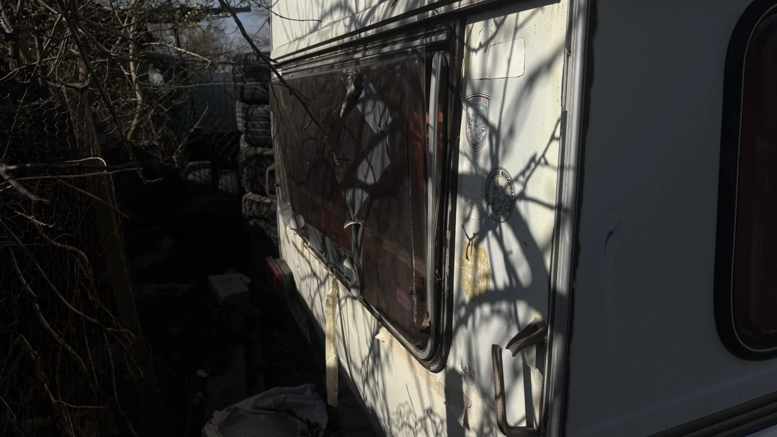 Каравана Hobby 460, снимка 7 - Каравани и кемпери - 53865521