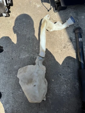 Peogeot 208 2013-2017г казанче за чистачките, снимка 2