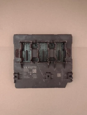     5K0937086P BCMPQ35  VW CADDY III , SEAT LEON  5WK50404A