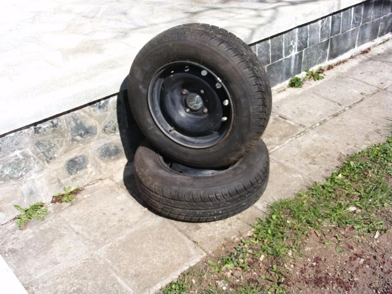 Гуми с джанти Kelly 175/70R13, снимка 1 - Гуми и джанти - 24869303