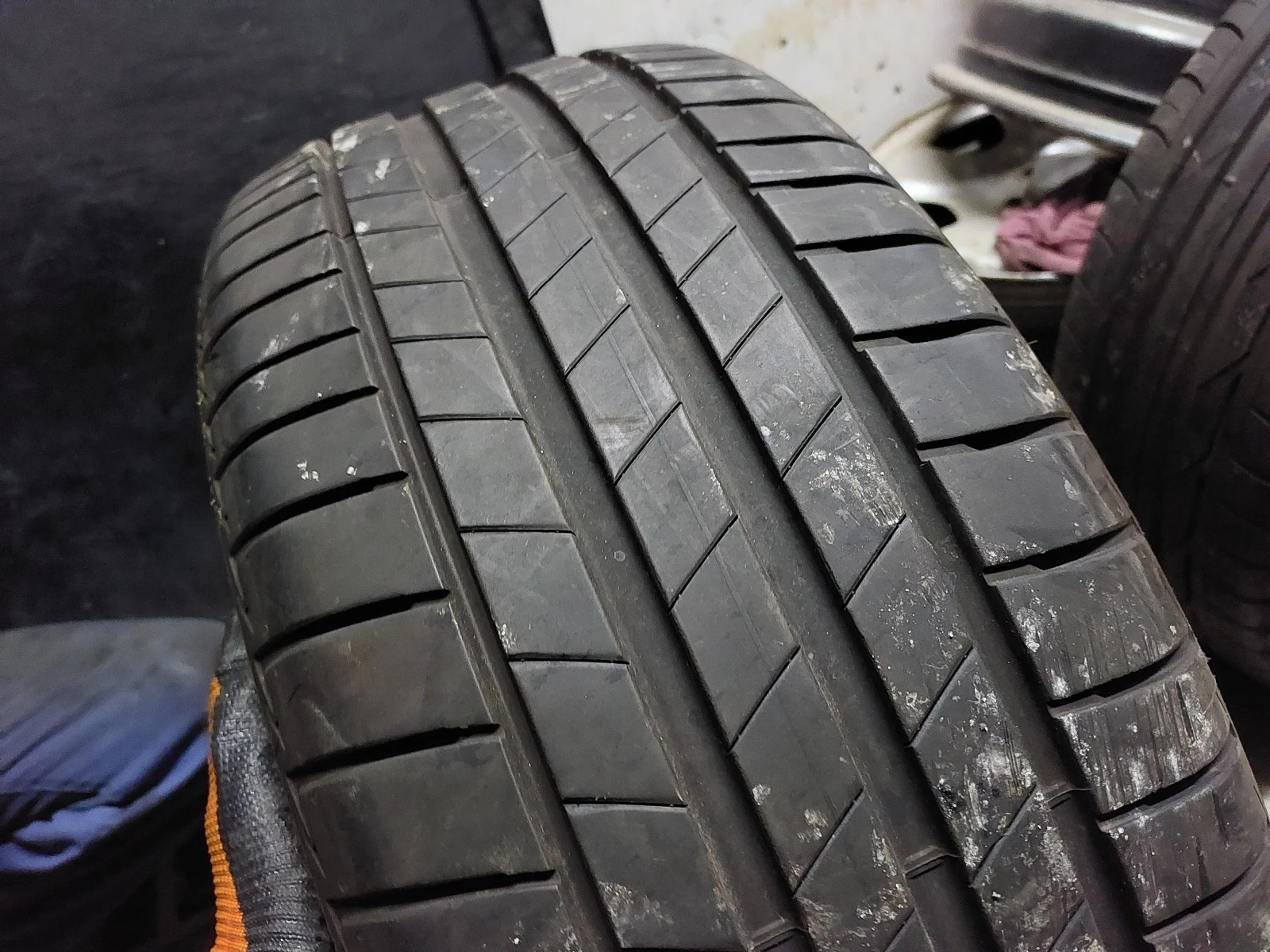 ���� 245/45R19 | Mobile.bg � ����������� 1