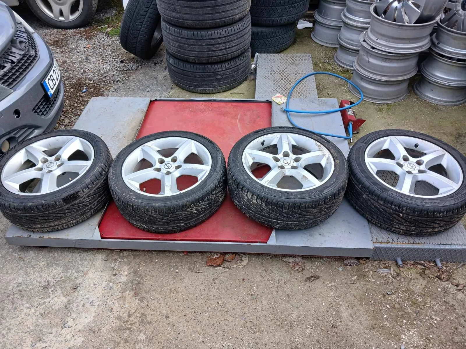���� � ������ 225/45R17 �� Opel | Mobile.bg � ����������� 1