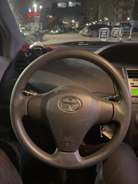 Toyota Yaris 1.0, снимка 9