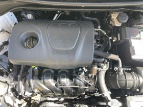 Hyundai Accent 1.6 бензин Автоматик, снимка 12