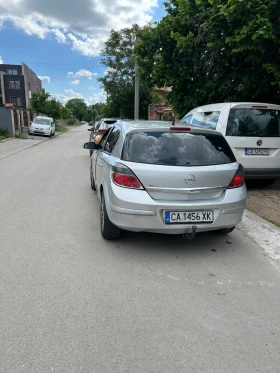 Opel Astra 1, 9 cdti - 1800 € / 3520.49 лв. - 14976791 3