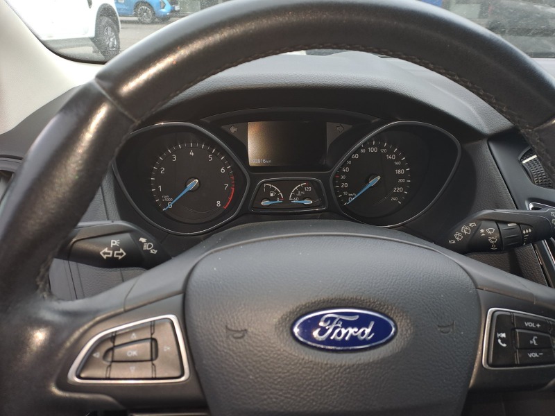 Ford Focus BUSINESS 5dr, снимка 8 - Автомобили и джипове - 44555360