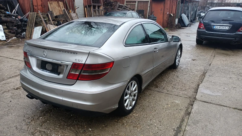 Mercedes-Benz CLC 220cdi, снимка 6 - Автомобили и джипове - 44750523