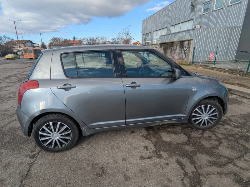 Suzuki Swift, снимка 8 - Автомобили и джипове - 48627125