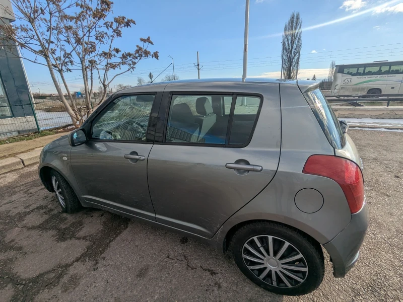 Suzuki Swift, снимка 11 - Автомобили и джипове - 48627125