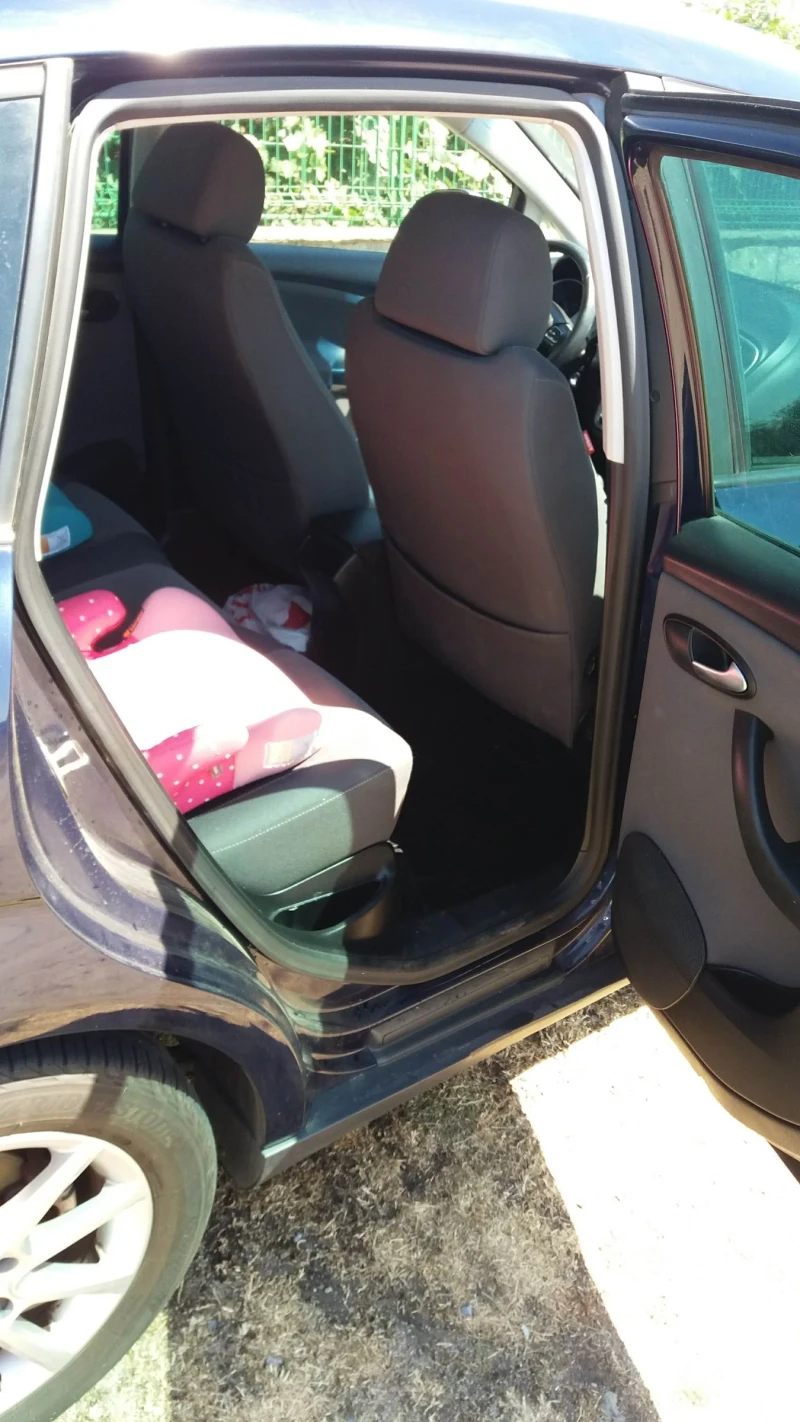 Seat Altea Xl, 1.6 CAYC, снимка 8 - Автомобили и джипове - 49768814