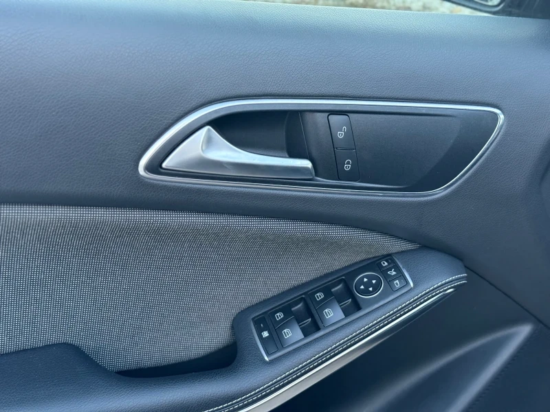 Mercedes-Benz A 200 2.0 CDI, снимка 8 - Автомобили и джипове - 50223738