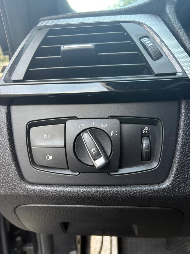 BMW 320 X Drive, М package, harman/kardon , снимка 10 - Автомобили и джипове - 52657143