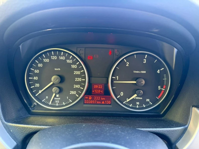 BMW 320, снимка 7 - Автомобили и джипове - 52505599