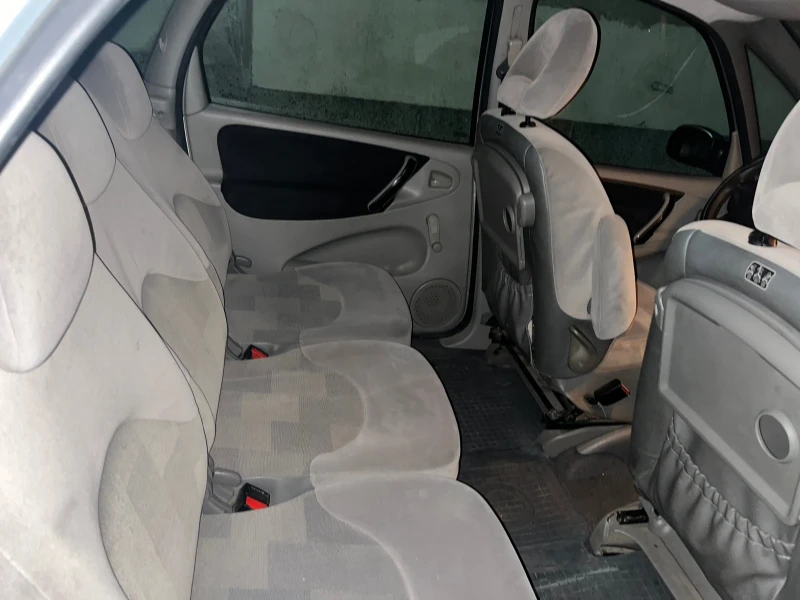 Citroen Xsara picasso, снимка 8 - Автомобили и джипове - 52547444