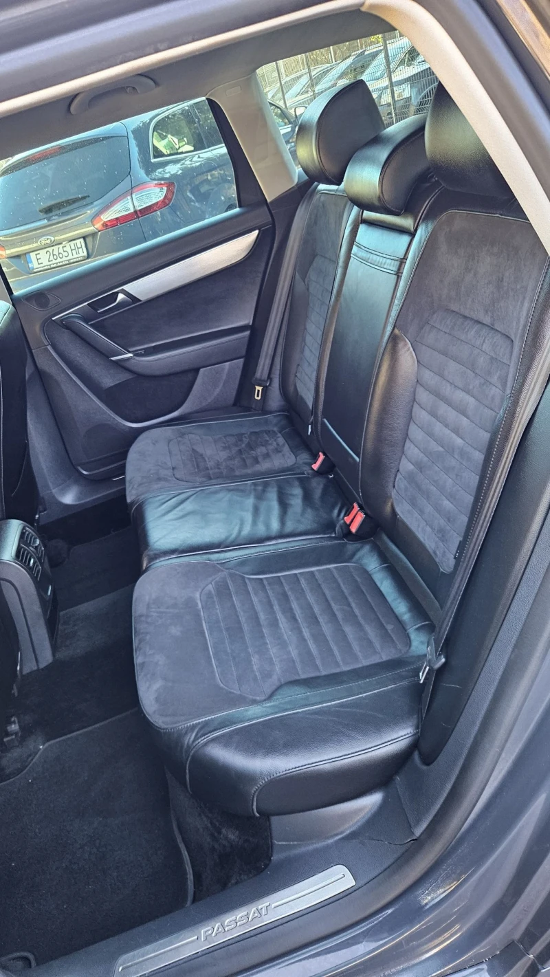 VW Passat 2.0 TDI 4 Motion, снимка 17 - Автомобили и джипове - 52637870