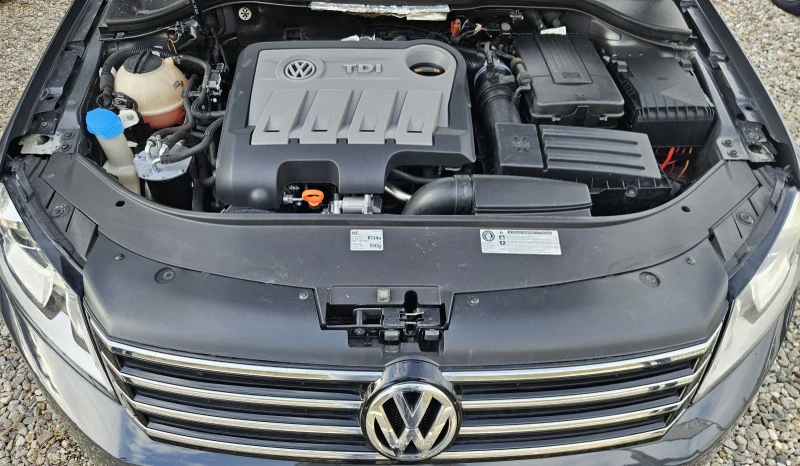 VW Passat 2.0 TDI 4 Motion, снимка 11 - Автомобили и джипове - 52637870