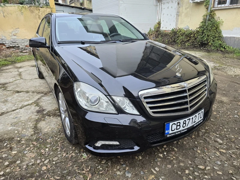 Mercedes-Benz E 220 Avangarde, снимка 2 - Автомобили и джипове - 52661808