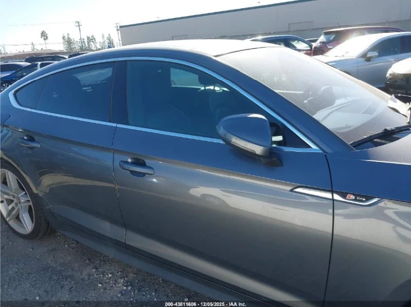 Audi A5 2.0T* DIGITAL* ПОДГРЕВ* ОБДУХВАНЕ, снимка 3 - Автомобили и джипове - 52673020