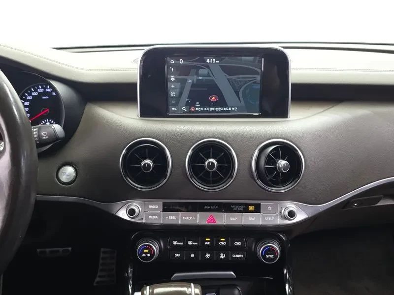 Kia Stinger  2.0 Turbo 2Wd Prime, снимка 13 - Автомобили и джипове - 55786928