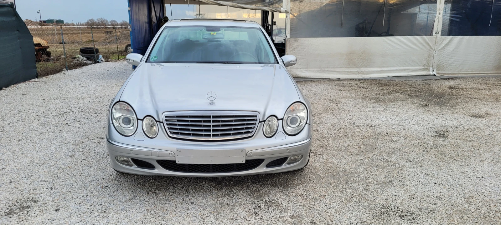 Mercedes-Benz E 320, снимка 1