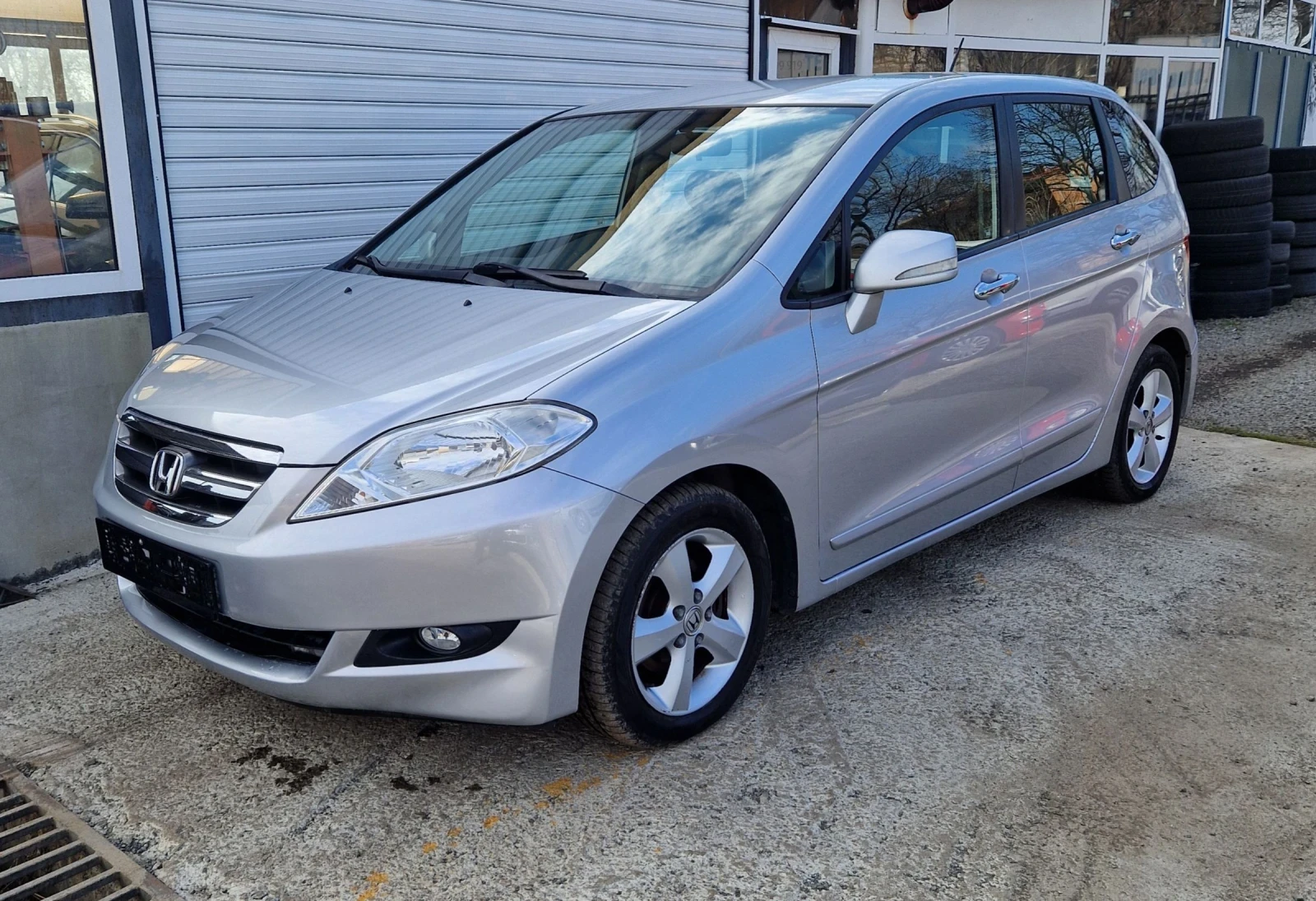 Honda Fr-v 2.2CDTI 140к.с - изображение 3