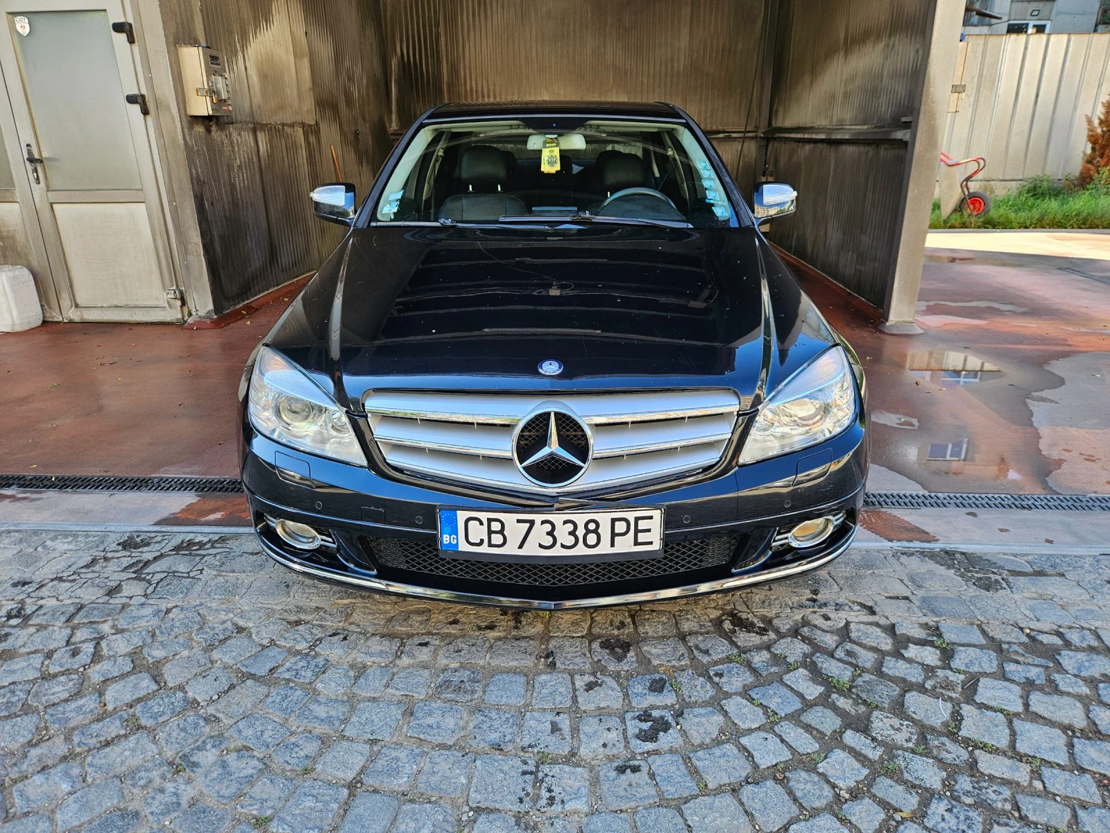 Mercedes-Benz C 320  - изображение 7