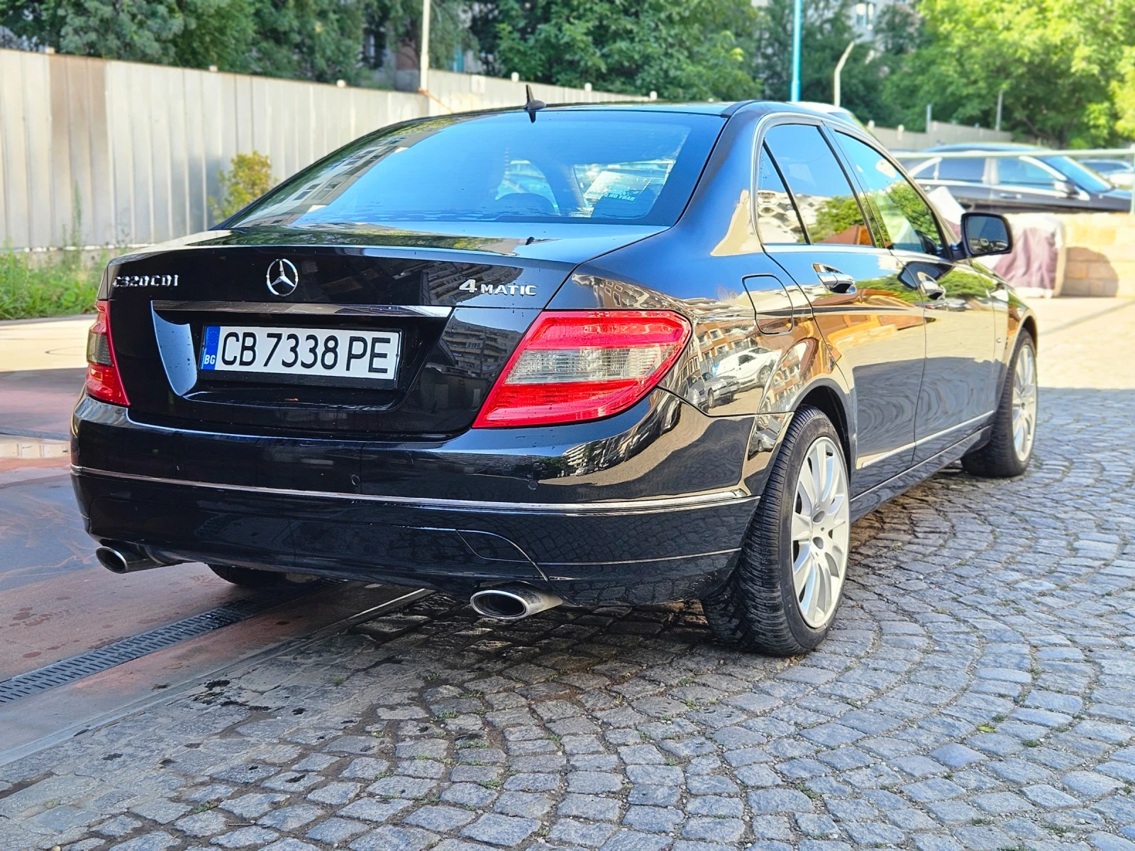 Mercedes-Benz C 320  - изображение 5