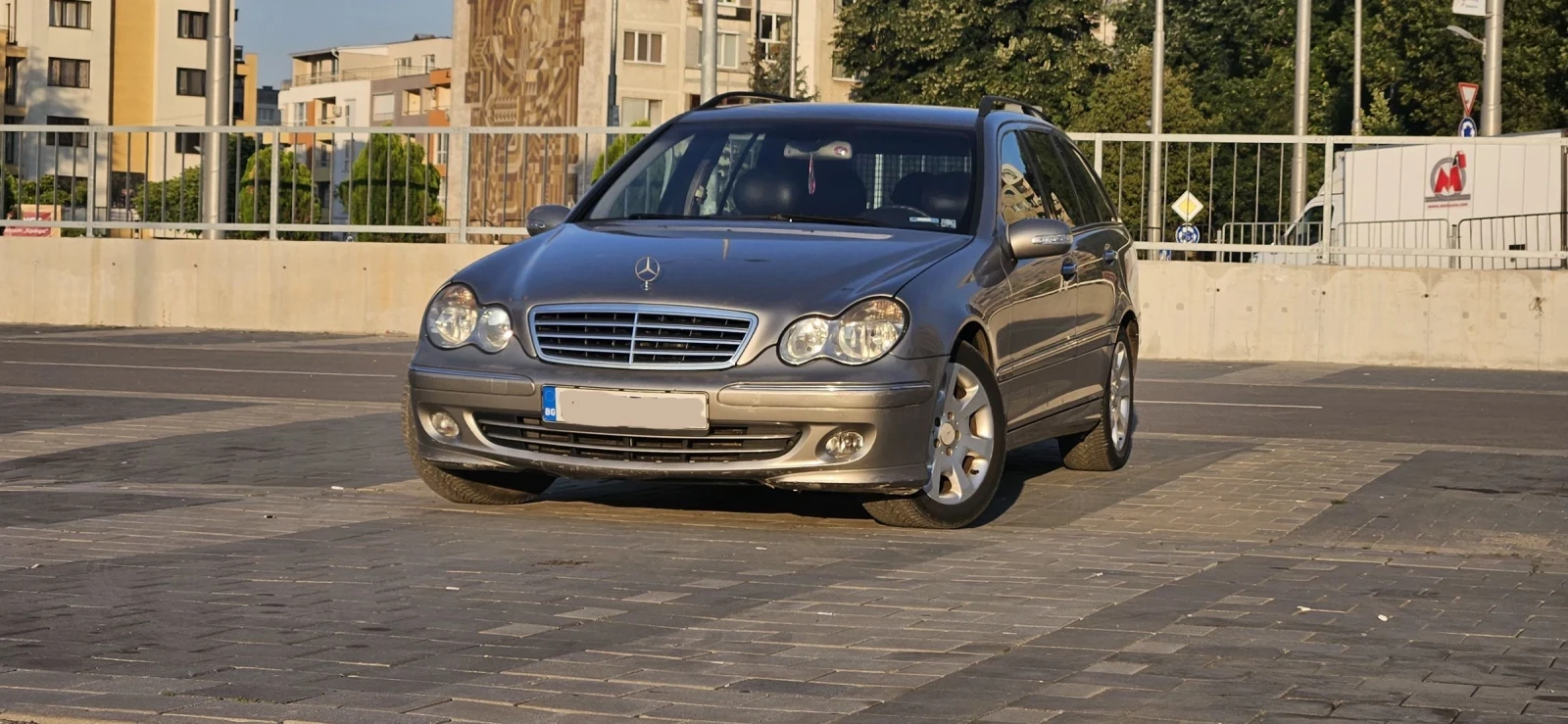 Mercedes-Benz C 200  - изображение 2
