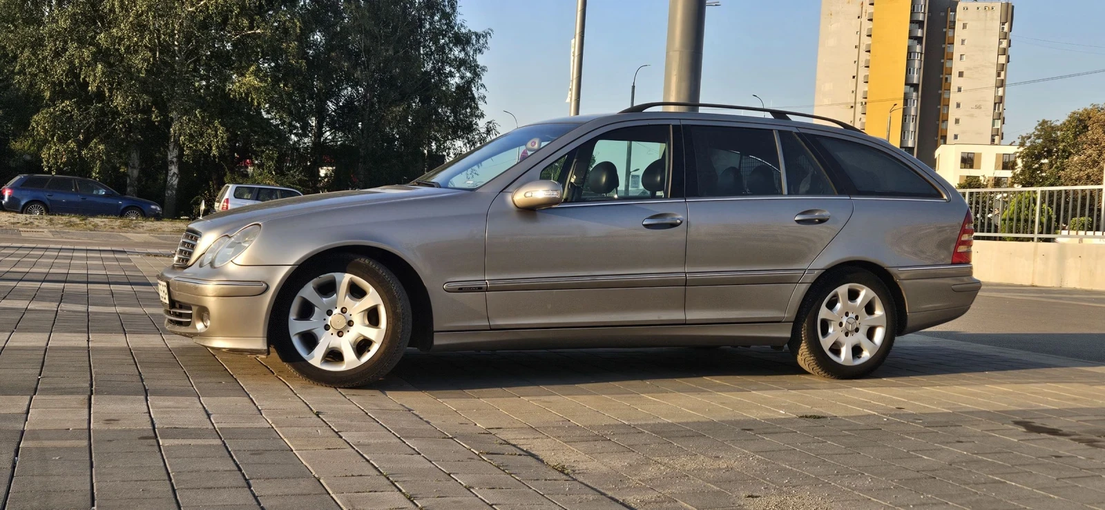 Mercedes-Benz C 200  - изображение 3