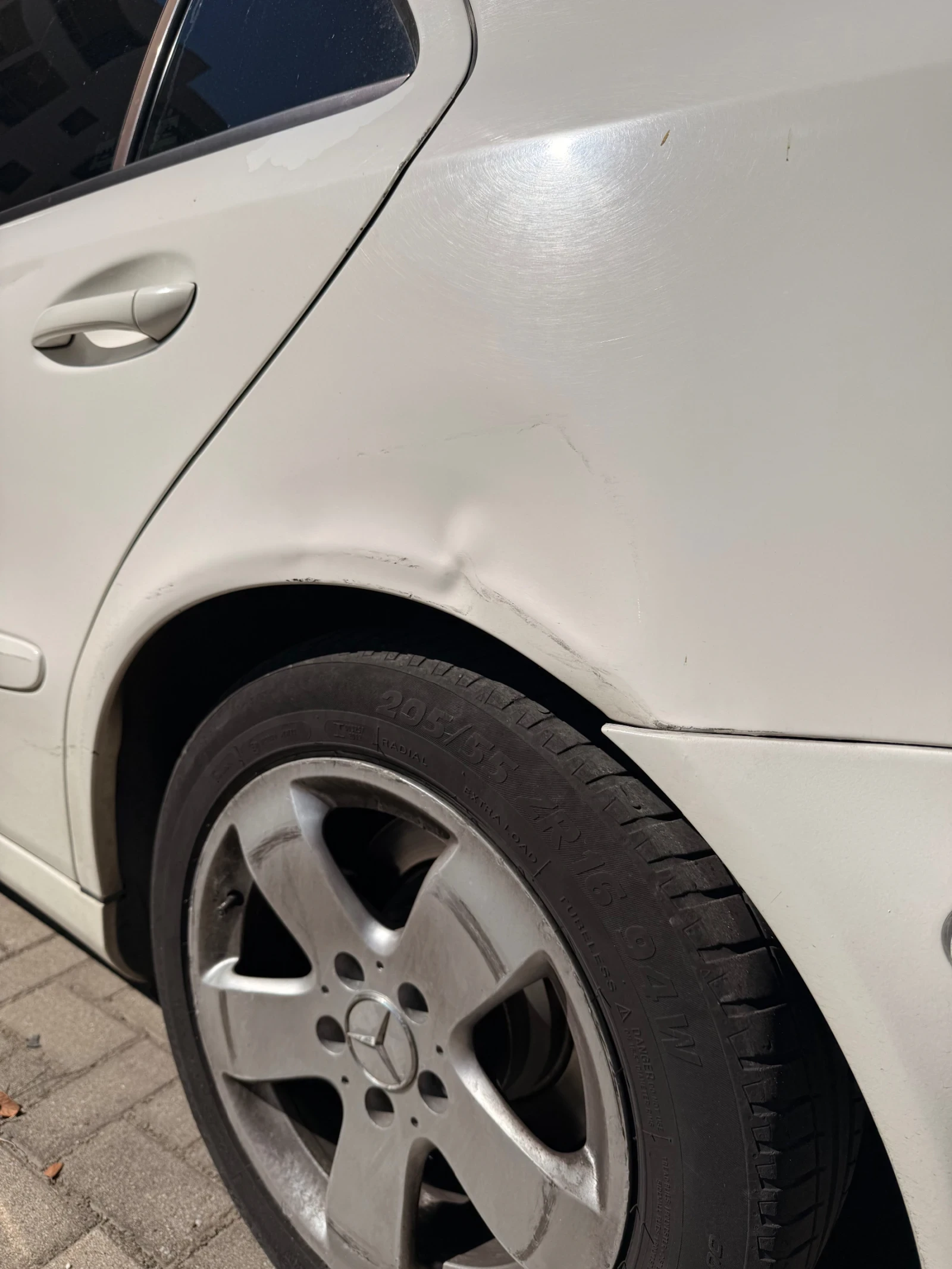 Mercedes-Benz E 220 | Mobile.bg — изображение 3