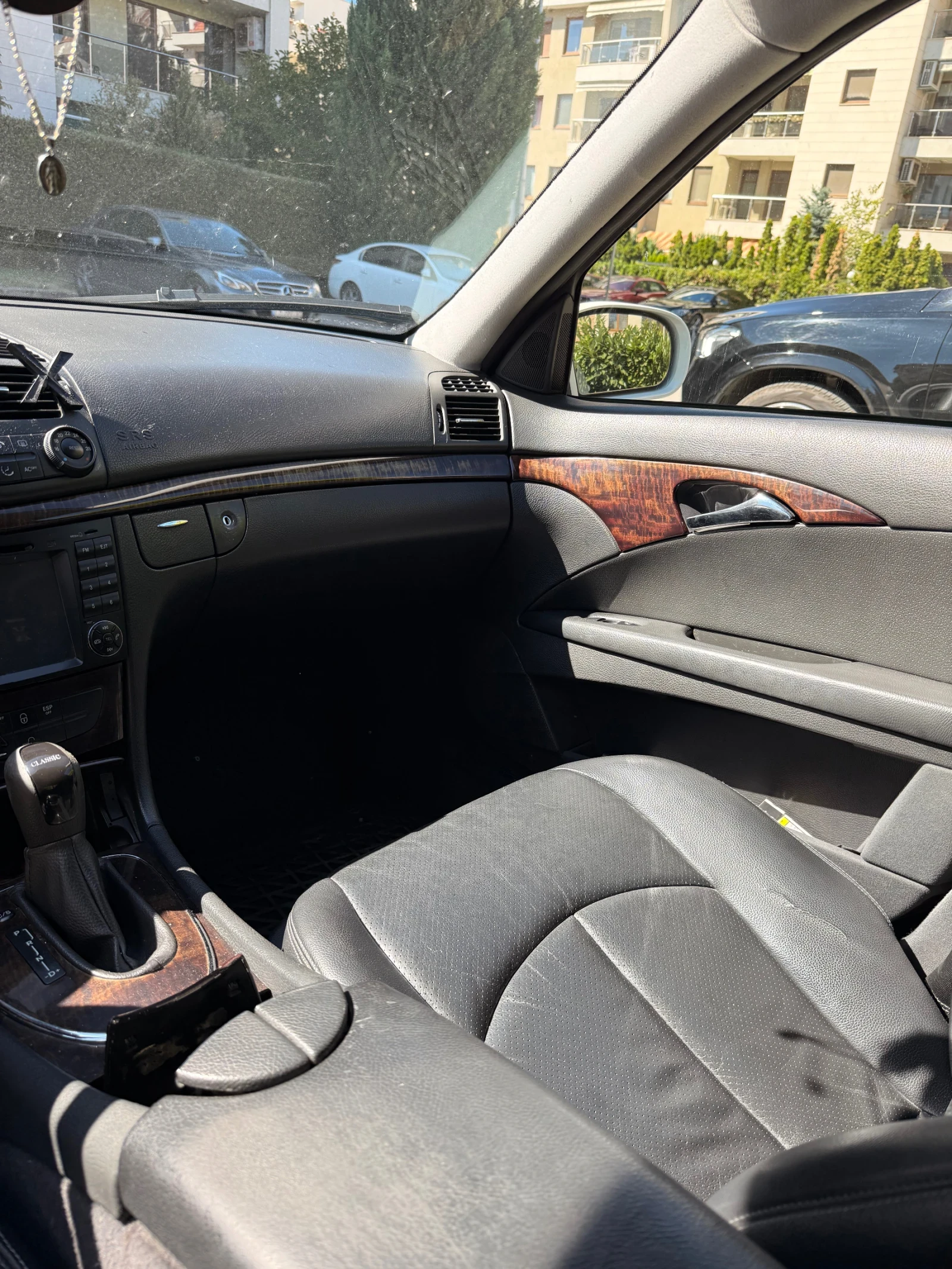 Mercedes-Benz E 220 | Mobile.bg — изображение 11