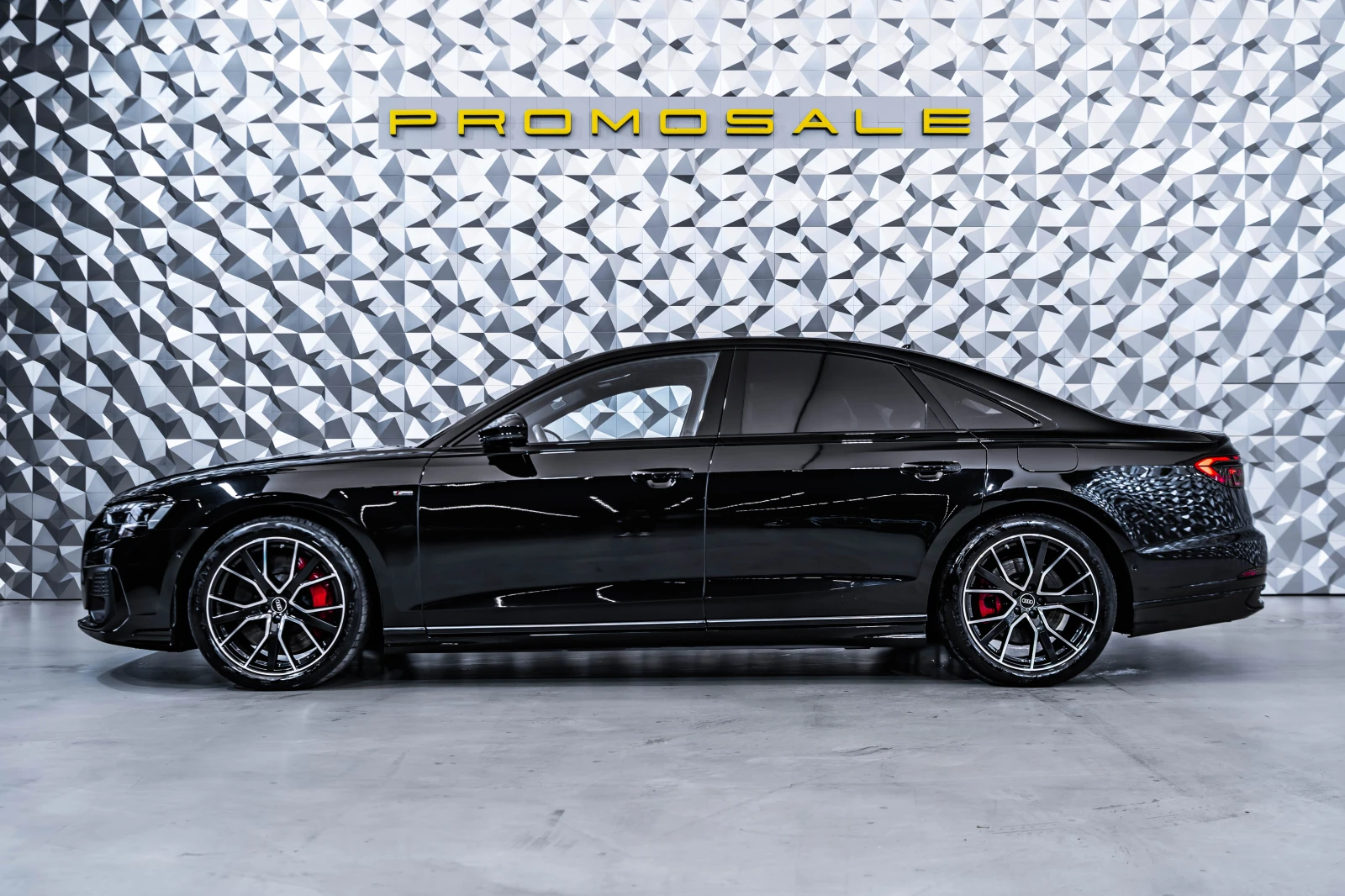 Audi A8 60 TFSI E-tron* Exclusive* B&O - изображение 3