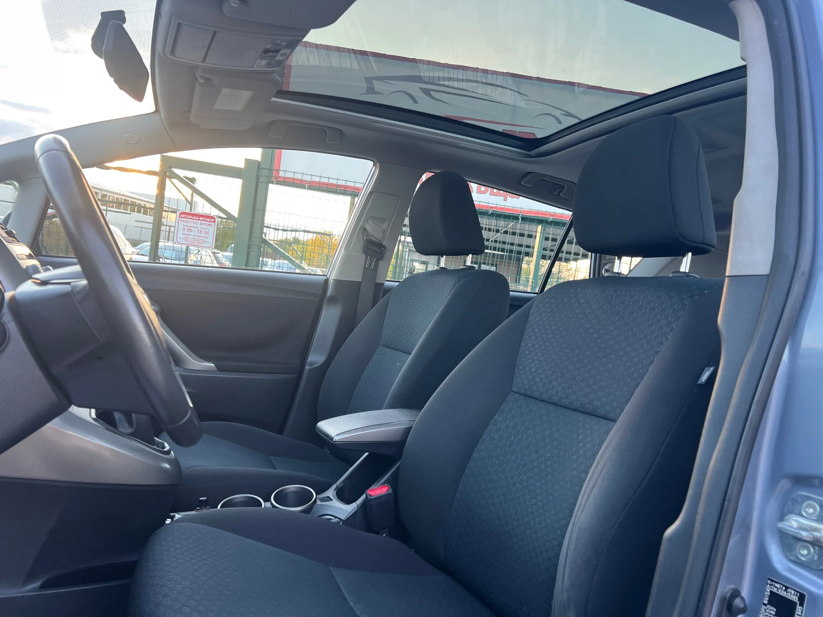 Toyota Verso 2.0D4D/126p.s-Panorama - изображение 8