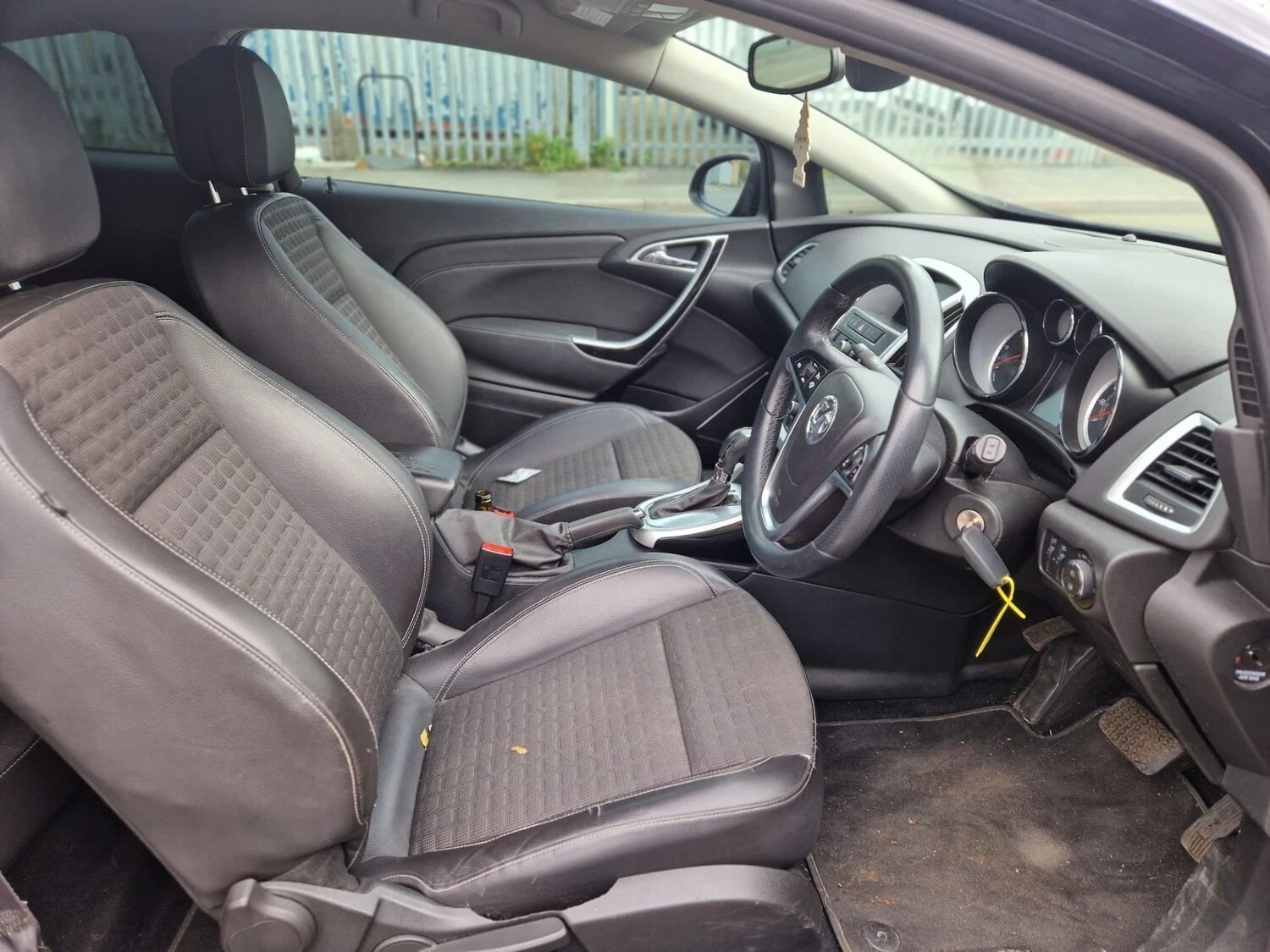 Opel Astra GTC 2.0 CDTi 16V SRi | Mobile.bg — изображение 7