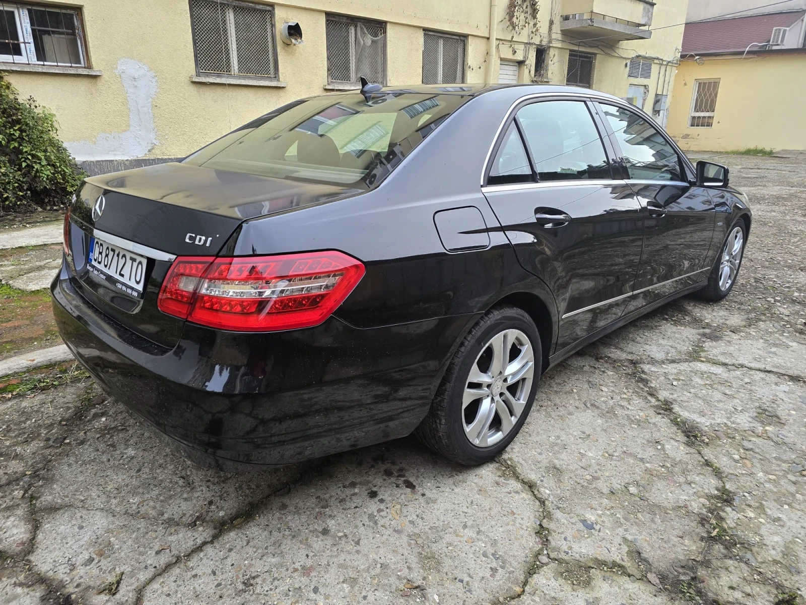 Mercedes-Benz E 220 Avangarde - изображение 7