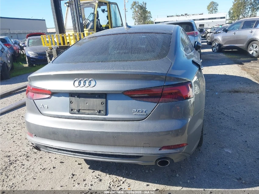 Audi A5 2.0T* DIGITAL* ПОДГРЕВ* ОБДУХВАНЕ - изображение 6