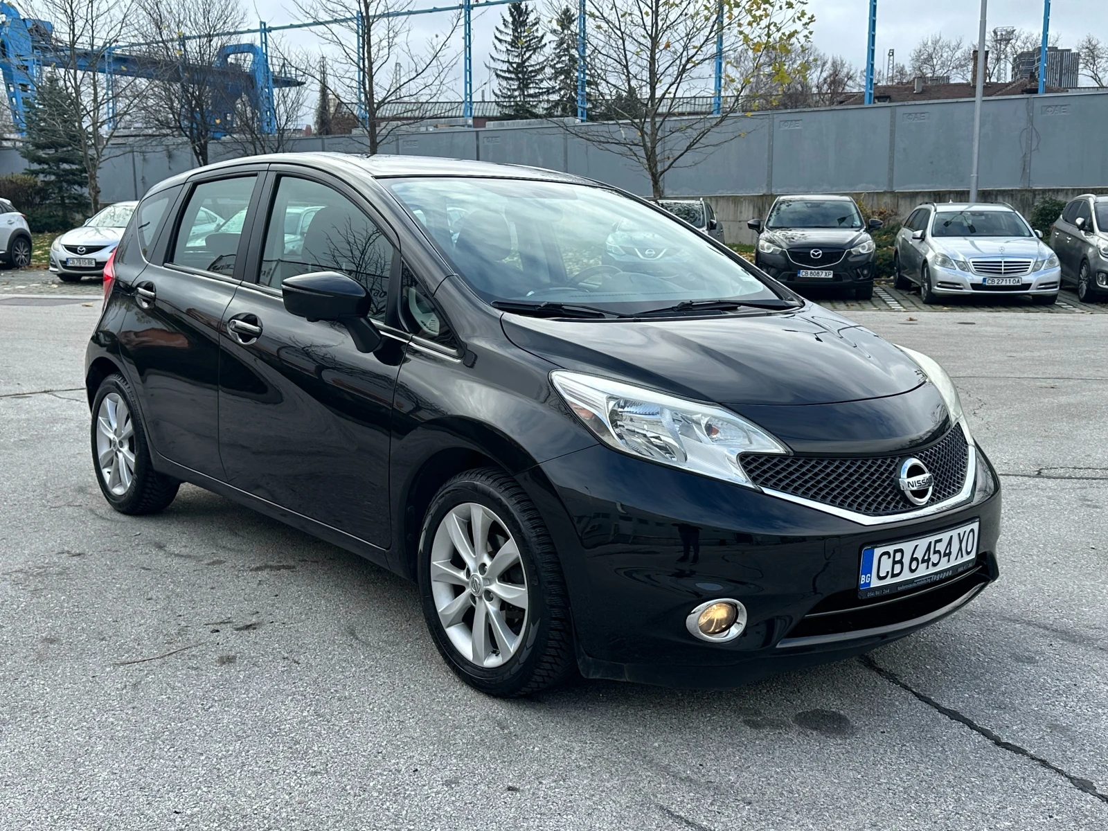Nissan Note 1.2i 98 к.с. - изображение 6
