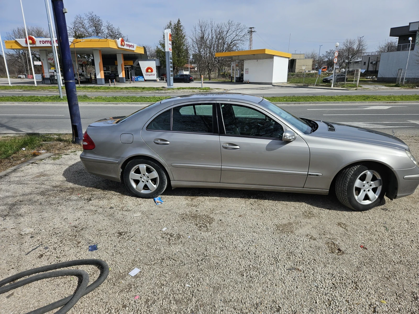 Mercedes-Benz E 220 | Mobile.bg � ����������� 4