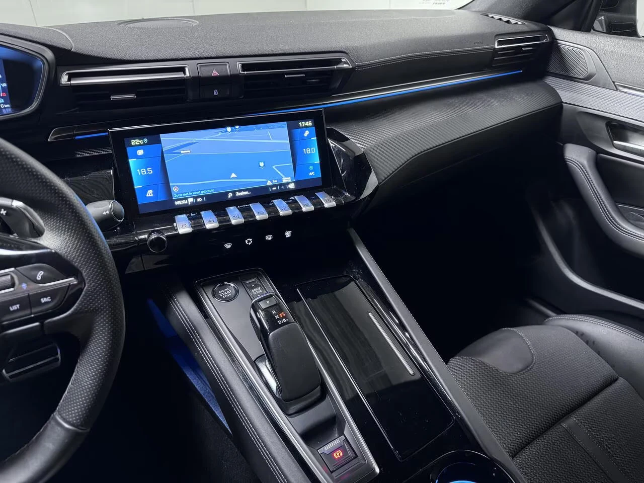 Peugeot 508 1.6PHEV/225HP/GTLINE/360/NAVI/AMBI/ACC/LED/104z, снимка 10 - Автомобили и джипове - 53709808