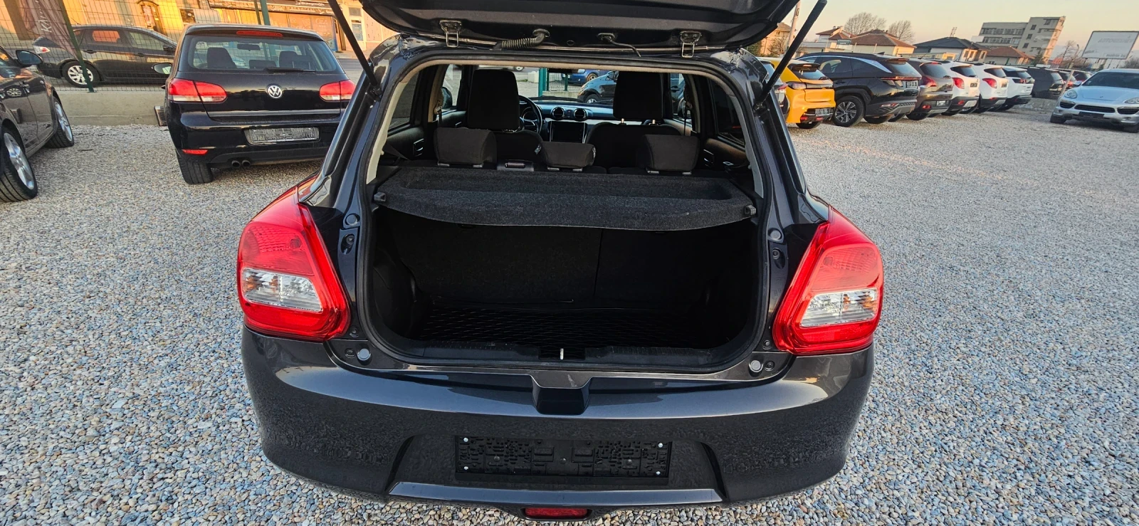 Suzuki Swift 4х4, снимка 15 - Автомобили и джипове - 53749212