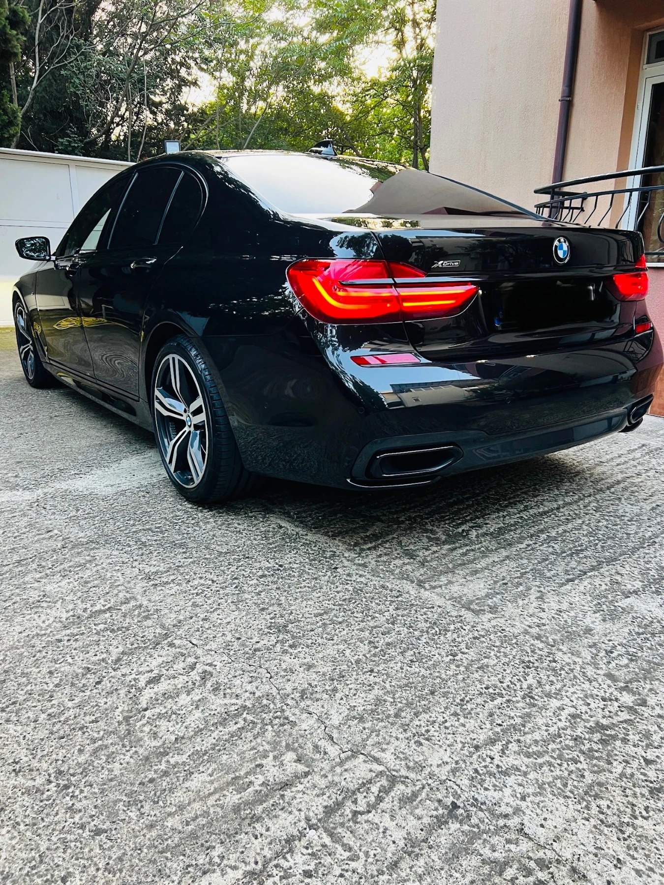 BMW 730 Xdrive, снимка 4 - Автомобили и джипове - 53950571