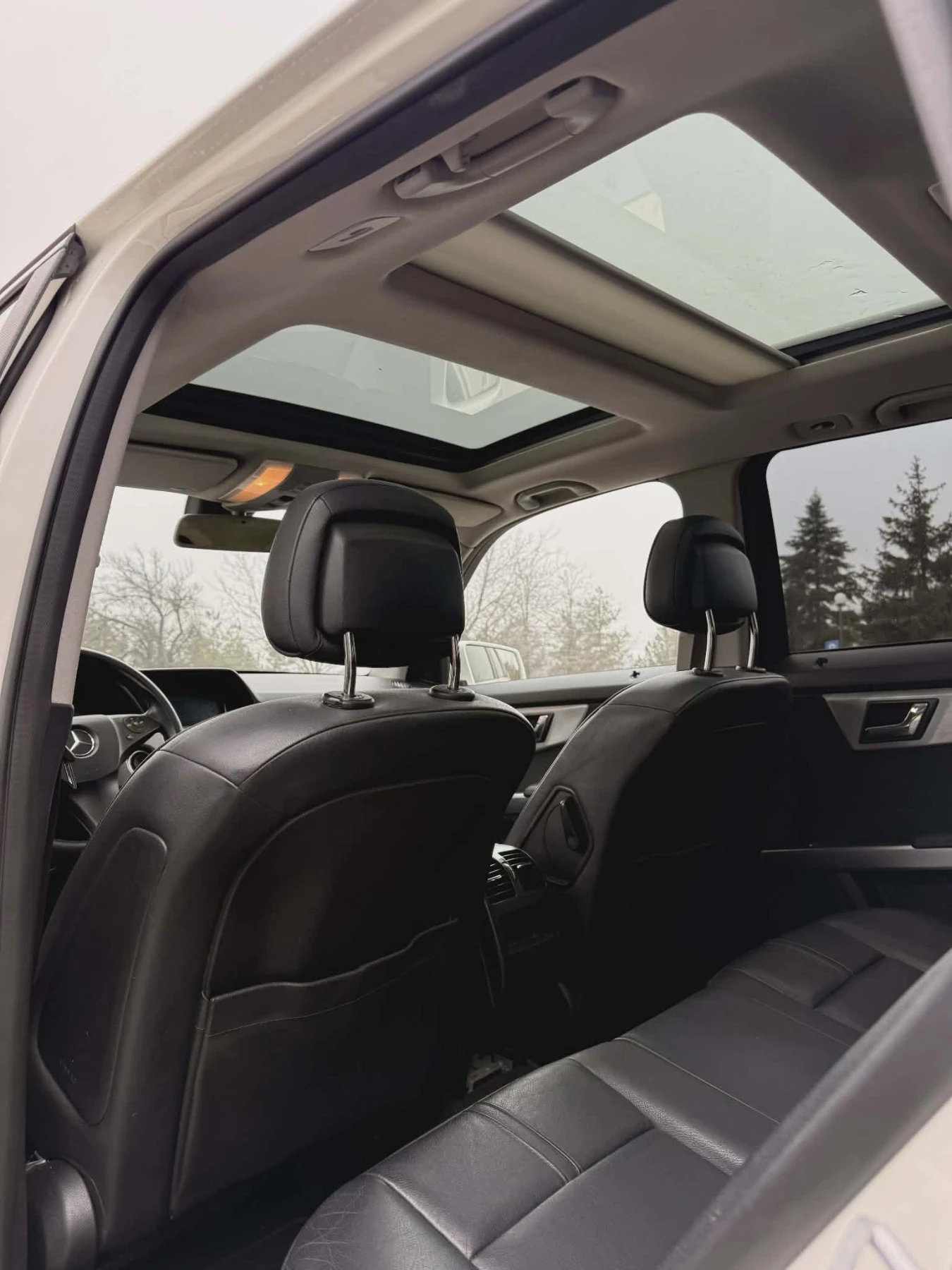 Mercedes-Benz CLK 220 4matic, снимка 8 - Автомобили и джипове - 54064464