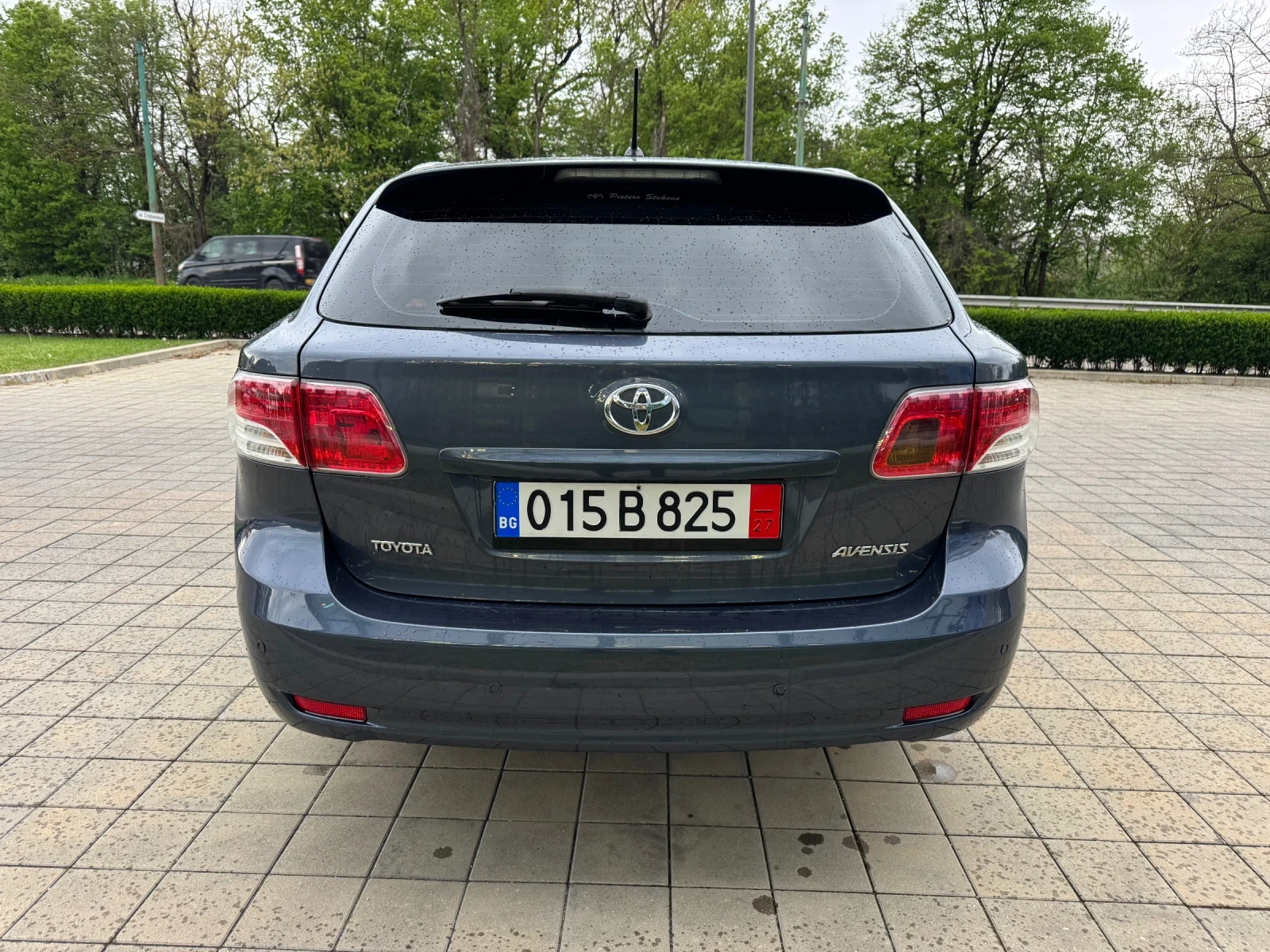 Toyota Avensis 2.0d4d Navi DVD Klimatronic Euro 5, снимка 6 - Автомобили и джипове - 54386853