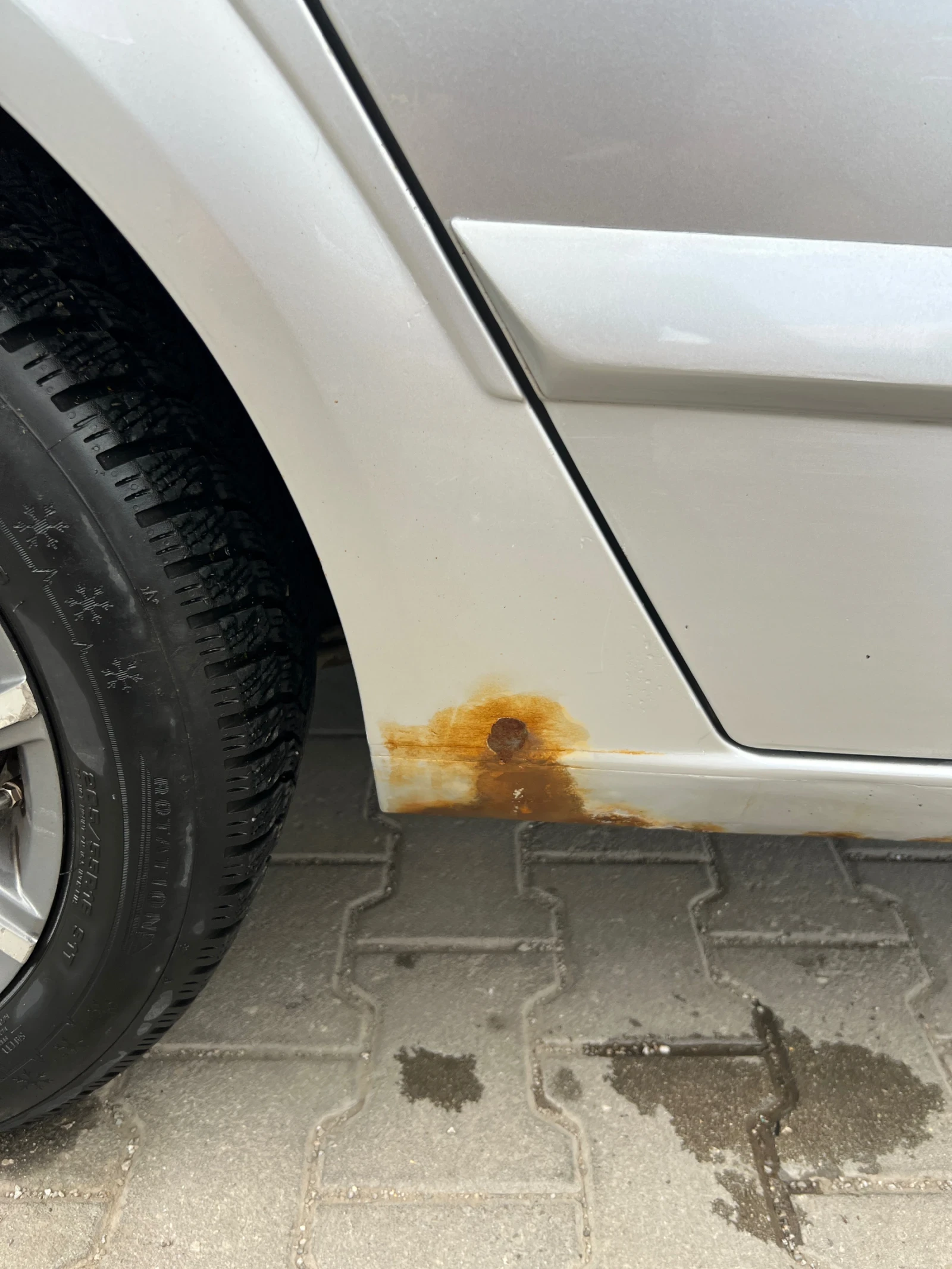 Opel Astra 1, 9 cdti, снимка 10 - Автомобили и джипове - 54708061