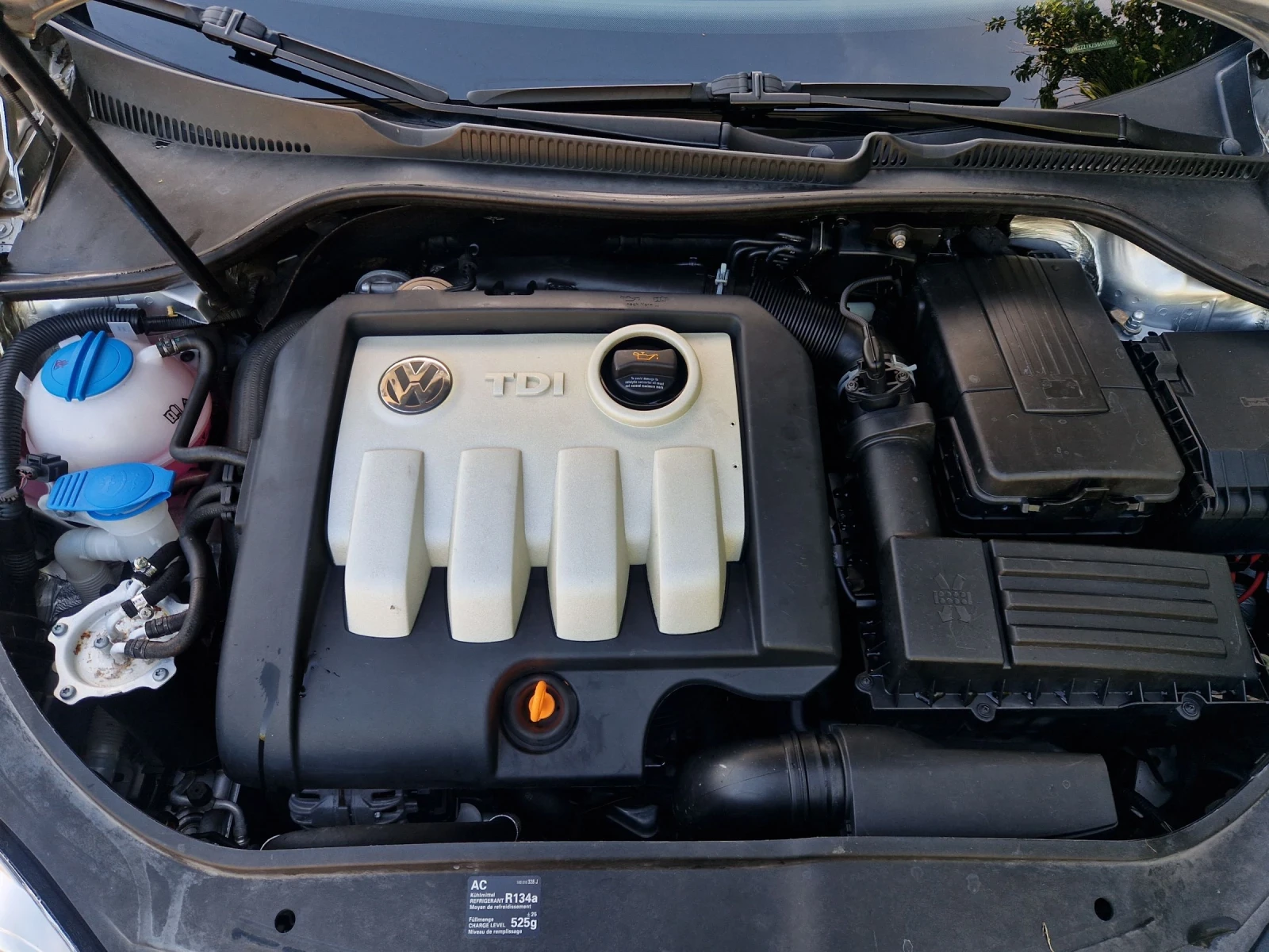 VW Golf 1.9TDI 105к.с.6ск., снимка 12 - Автомобили и джипове - 54715833