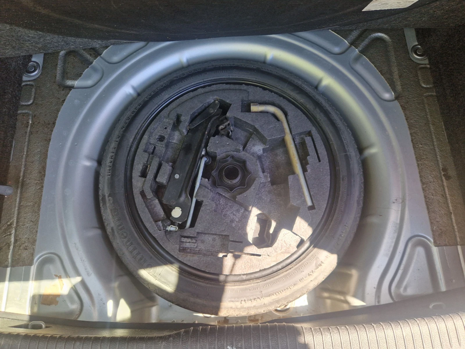 VW Golf 1.9TDI 105к.с.6ск., снимка 11 - Автомобили и джипове - 54715833
