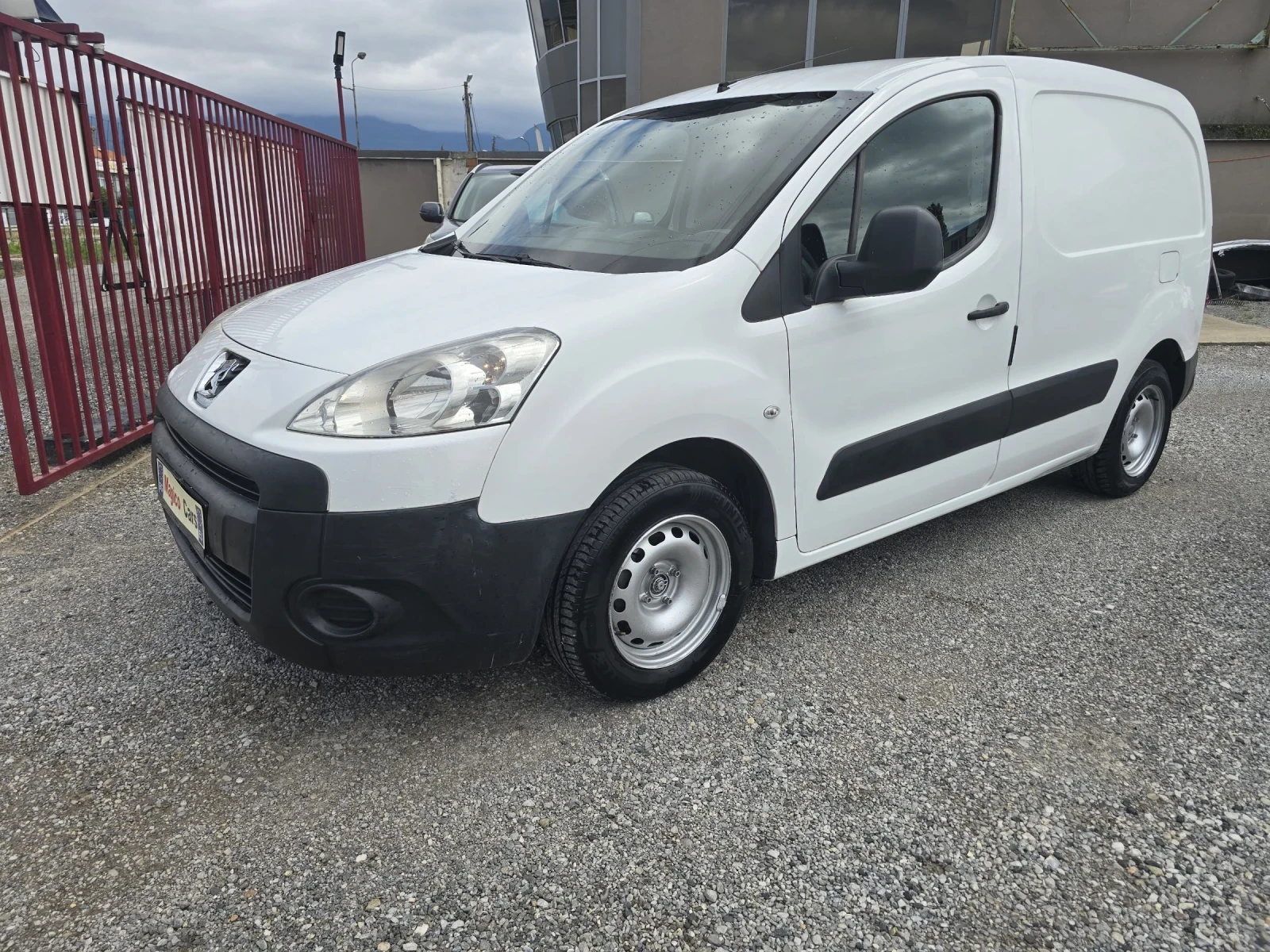 Peugeot Partner 1.6d, снимка 2 - Автомобили и джипове - 54931535